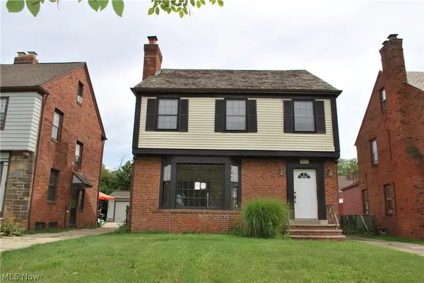 3715 Strathavon Road, Shaker Heights, OH 44120