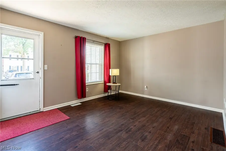 1401 Munroe Falls Avenue, Cuyahoga Falls, OH 44221 - #3