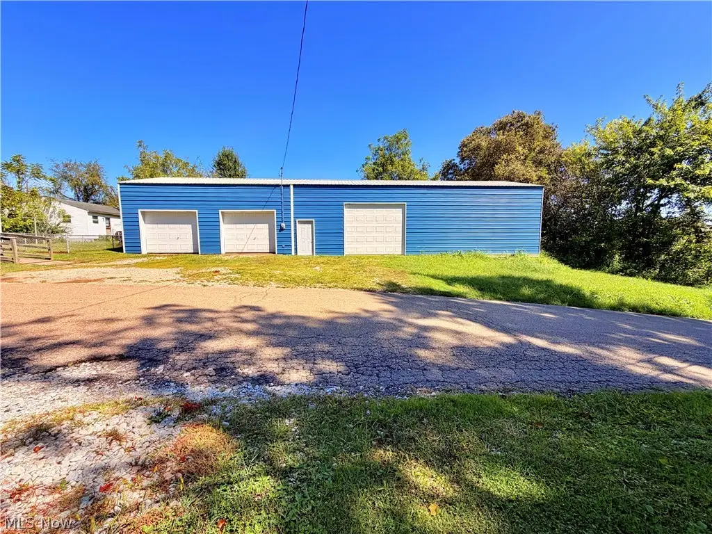 532 8th, Belpre, OH 45714 - #1