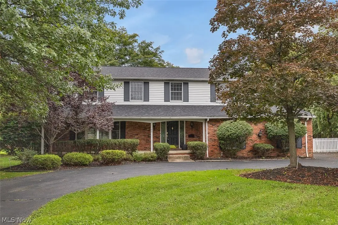 5045 Clubside Road, Lyndhurst, OH 44124 - #1