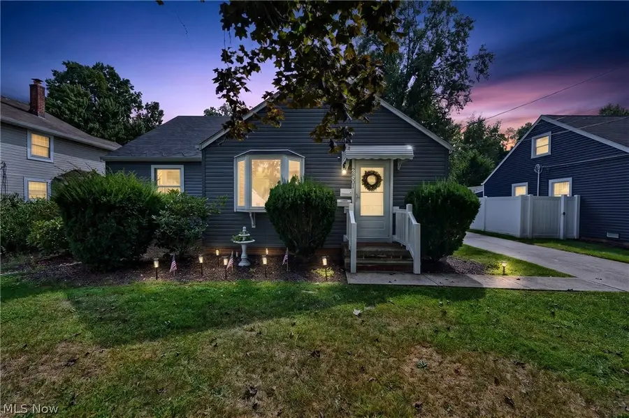 24301 Smith Avenue, Westlake, OH 44145 - #2
