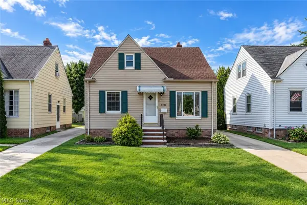 5707 Ridgewood Avenue, Parma, OH 44129