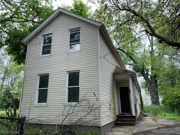 8018 Platt Avenue, Cleveland, OH 44104