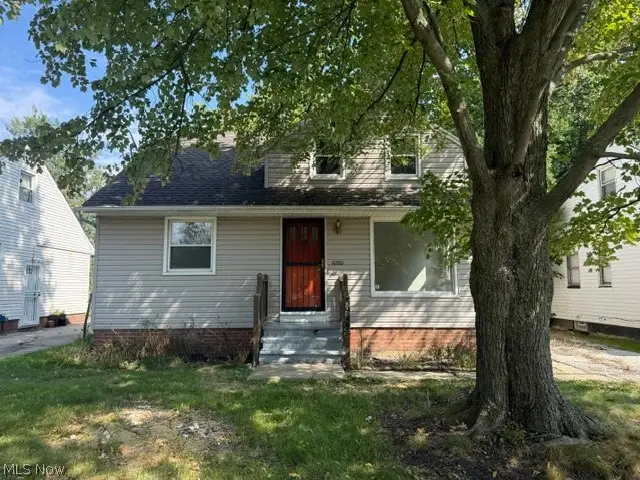 3949 Jo Ann Drive, Cleveland, OH 44122 - #1