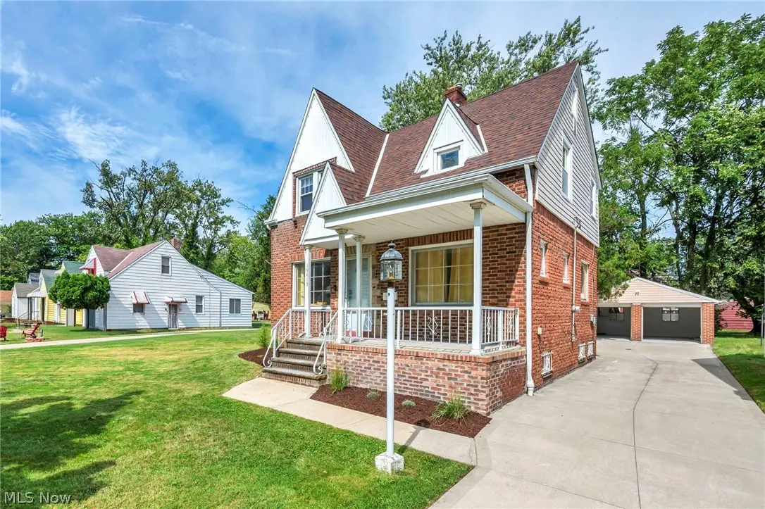 19413 Ridgewood Avenue, Warrensville Heights, OH 44122 - #1