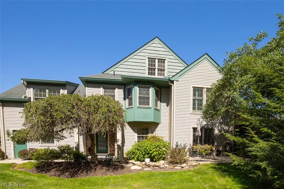 878 Hampton Court, Sagamore Hills, OH 44067 - #1