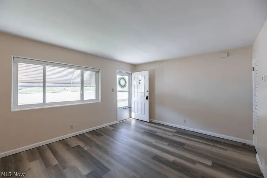199 Dalepark Drive #7, Bedford, OH 44146 - #2