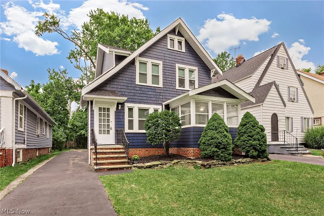 1049 Pembrook Road, Cleveland Heights, OH 44121 - #1