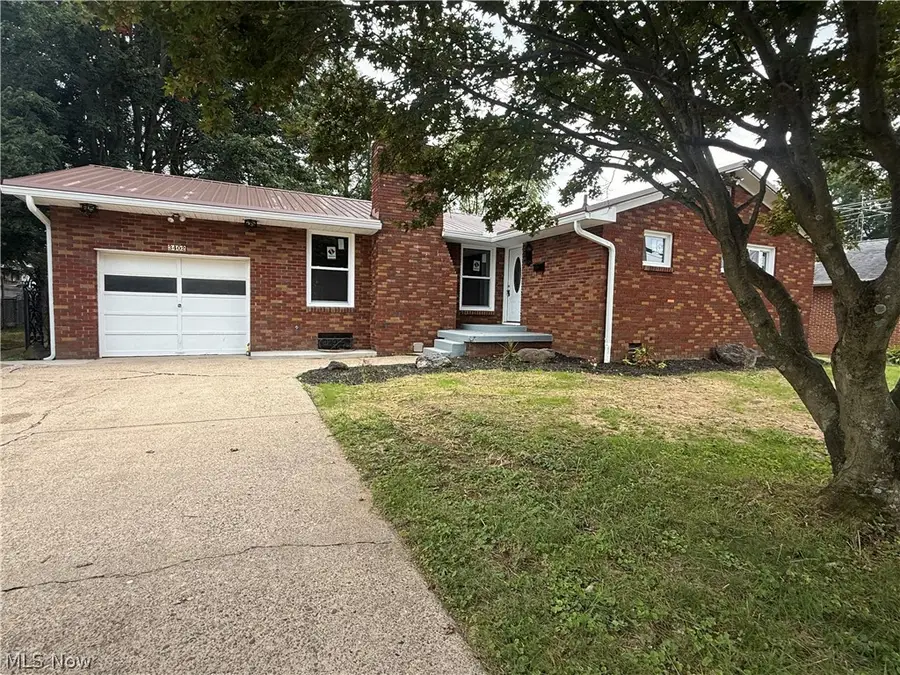 3402 Broad Street, Parkersburg, WV 26104 - #3
