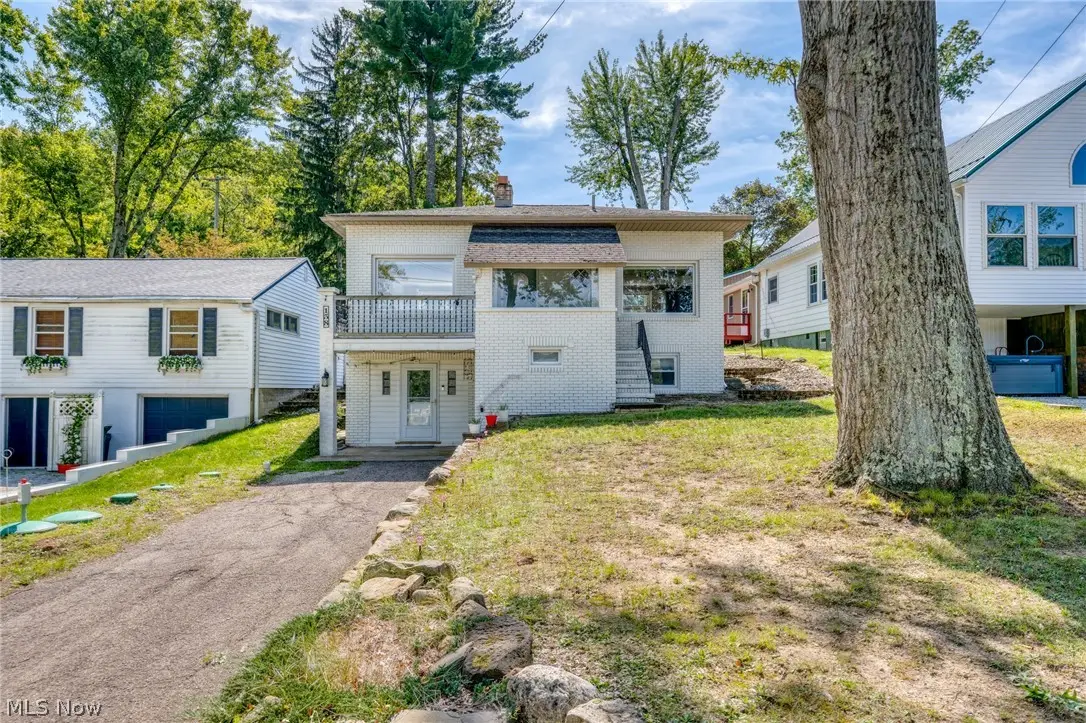 158 Oak Nw Drive, North Canton, OH 44720 - #1