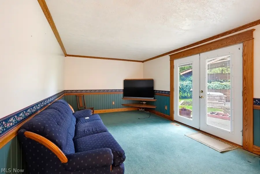 4209 Sunnyview Drive, Uniontown, OH 44685 - #3