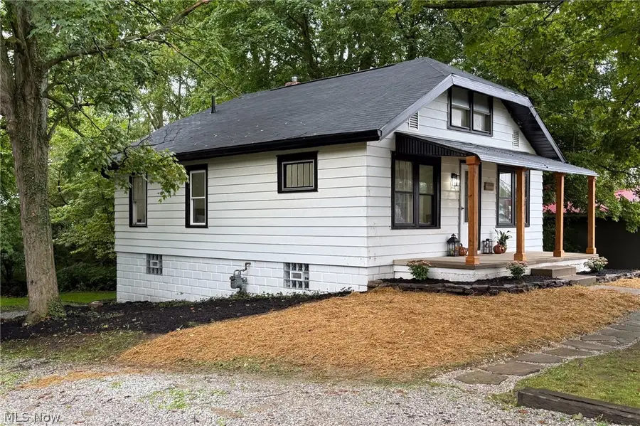 1319 Cleveland Avenue, Ashland, OH 44805 - #2