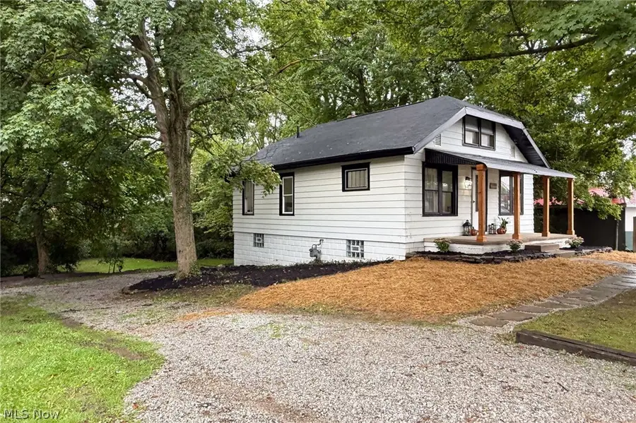 1319 Cleveland Avenue, Ashland, OH 44805 - #3