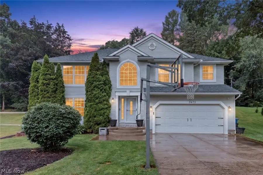 3470 Madora Avenue, Green, OH 44319 - #2