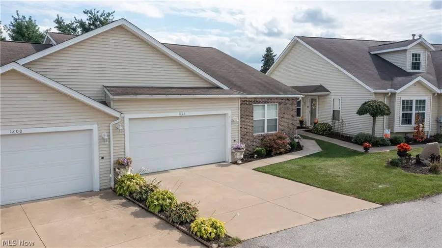 1192 Chaucer Circle, Akron, OH 44312 - #2