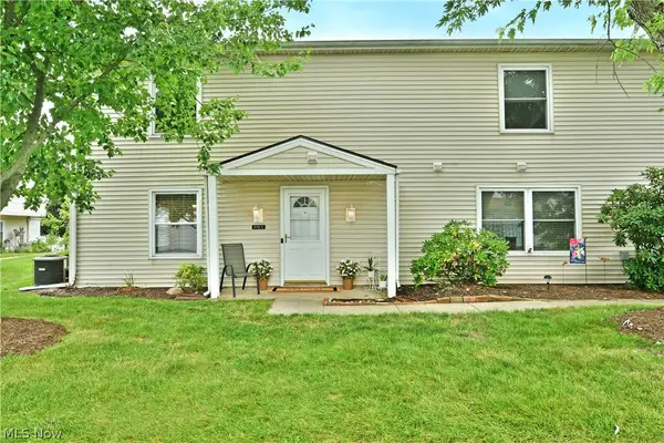 3112 Ivy Hill Circle #C, Cortland, OH 44410