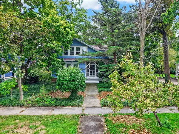 29 S Prospect Street, Oberlin, OH 44074