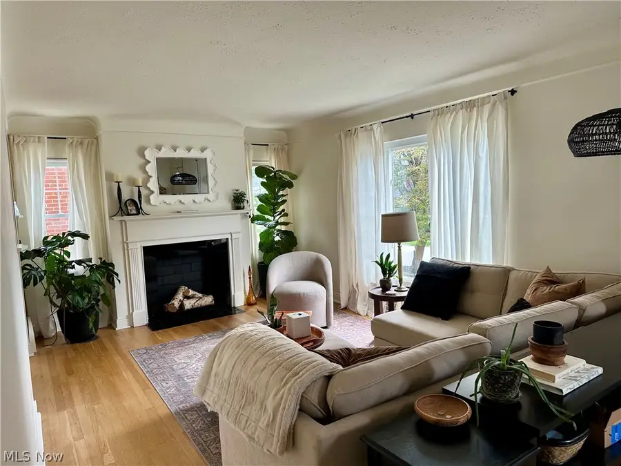 6608 Orchard Grove Avenue, Cleveland, OH 44144 - #3