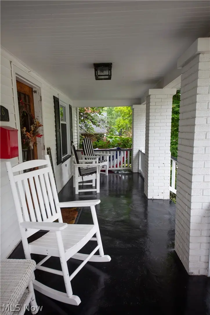16 Bellview Street, Chagrin Falls, OH 44022 - #3