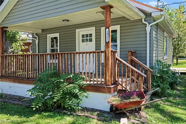 1951 Uniondale Drive, Stow, OH 44224