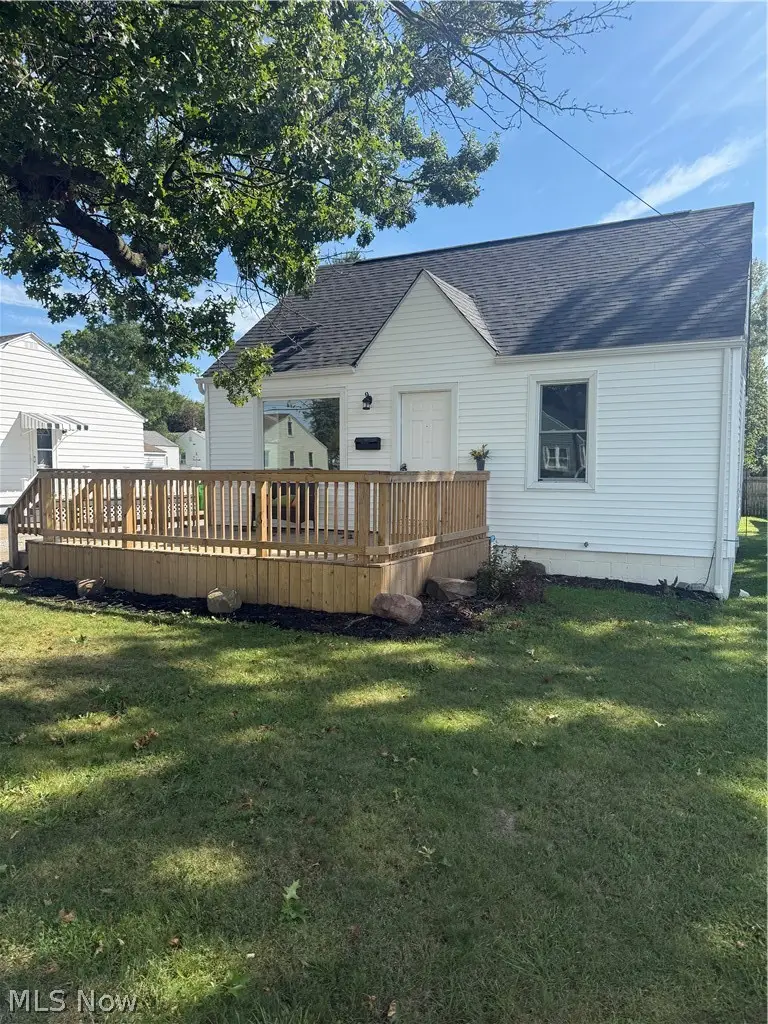 1356 Stratford Street, Barberton, OH 44203 - #2