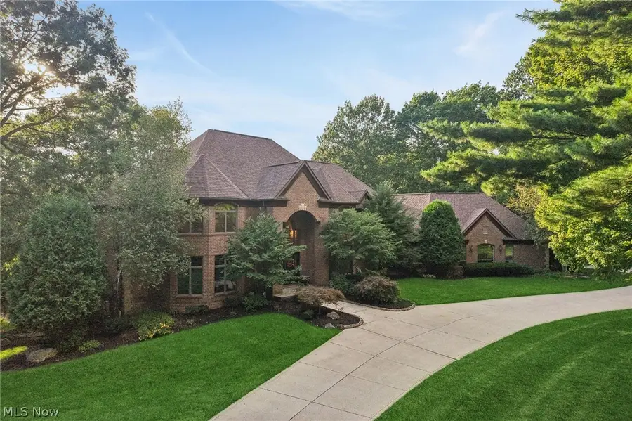 1928 Four Seasons Drive, Akron, OH 44333 - #2