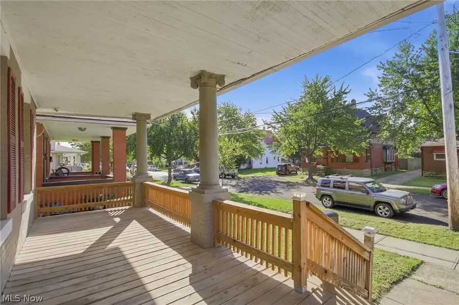 3818 Woodbridge Avenue, Cleveland, OH 44109 - #2
