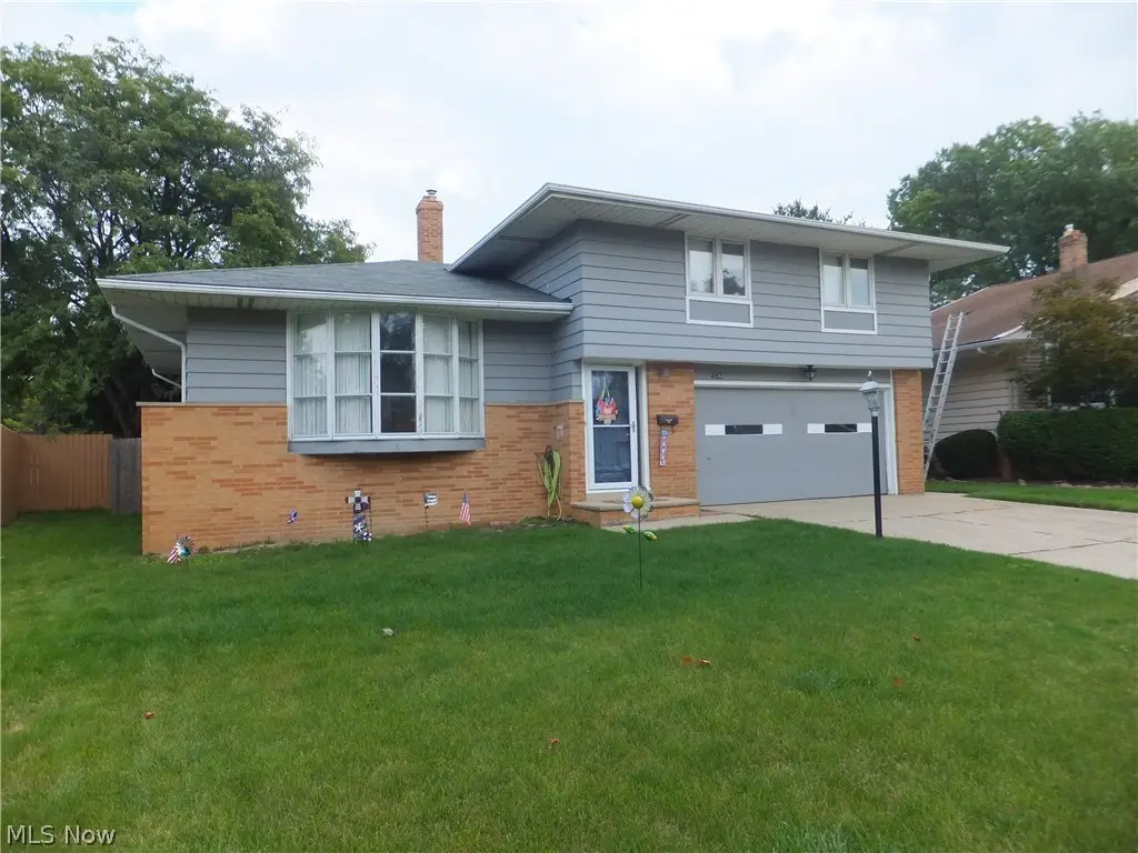 10344 N Church Drive, Parma Heights, OH 44130 - #1