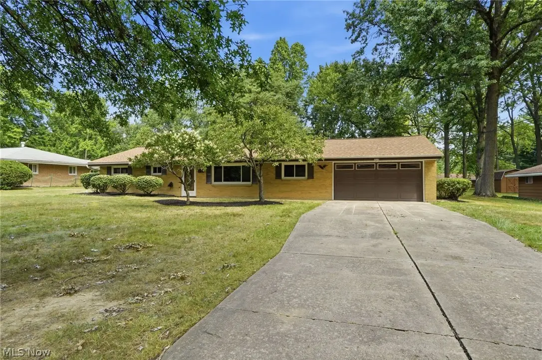 1523 Bradford Drive, Macedonia, OH 44056 - #1