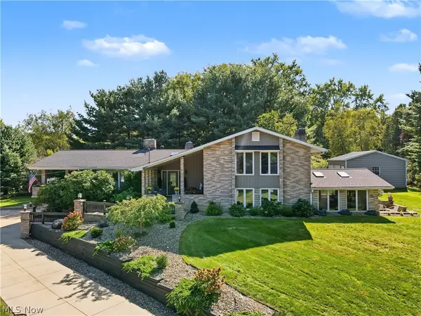 4824 Rolling View Drive, Akron, OH 44333