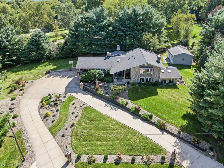4824 Rolling View Drive, Akron, OH 44333 - #2