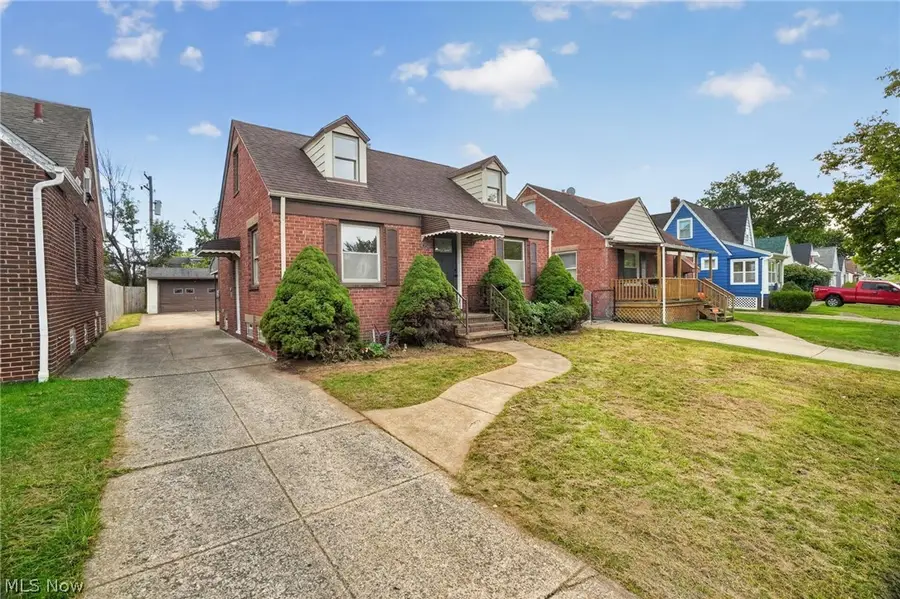 13517 Saint James Avenue, Cleveland, OH 44135 - #2