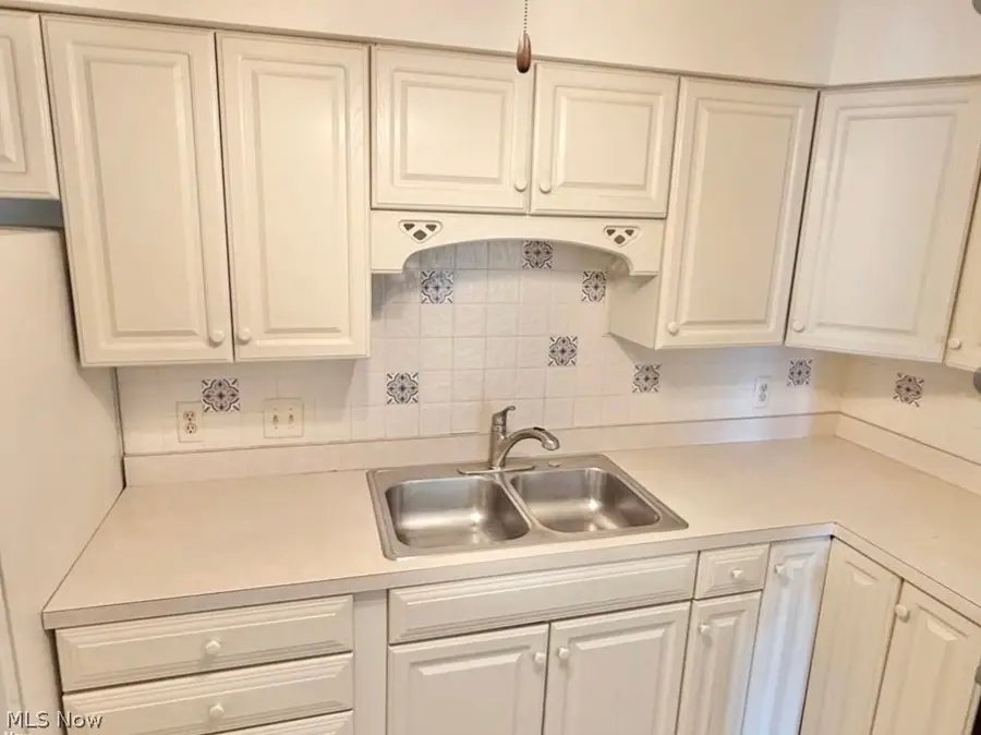 7209 S Churchill Place, Concord, OH 44077 - #3