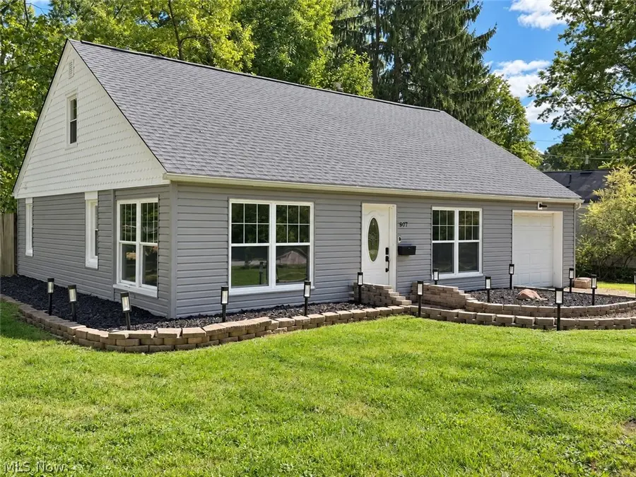 3679 Sanford Avenue, Stow, OH 44224 - #2