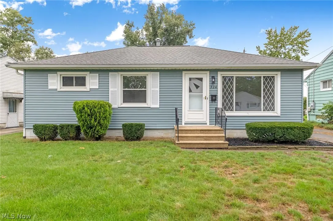324 Lynn Drive, Cuyahoga Falls, OH 44221 - #1