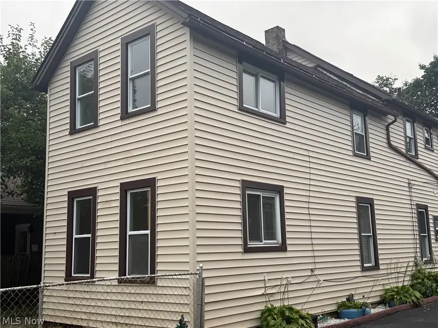 7619 Lawn Avenue, Cleveland, OH 44102 - #2