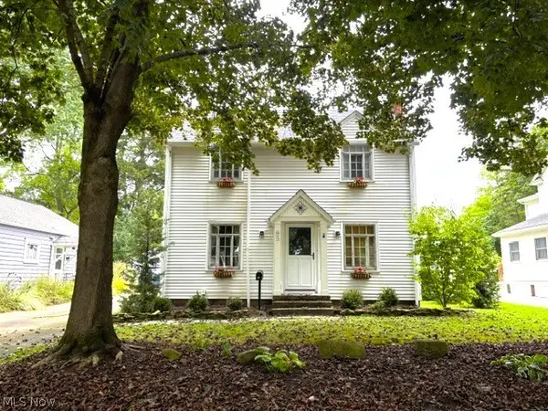 93 Harcourt Drive, Akron, OH 44313