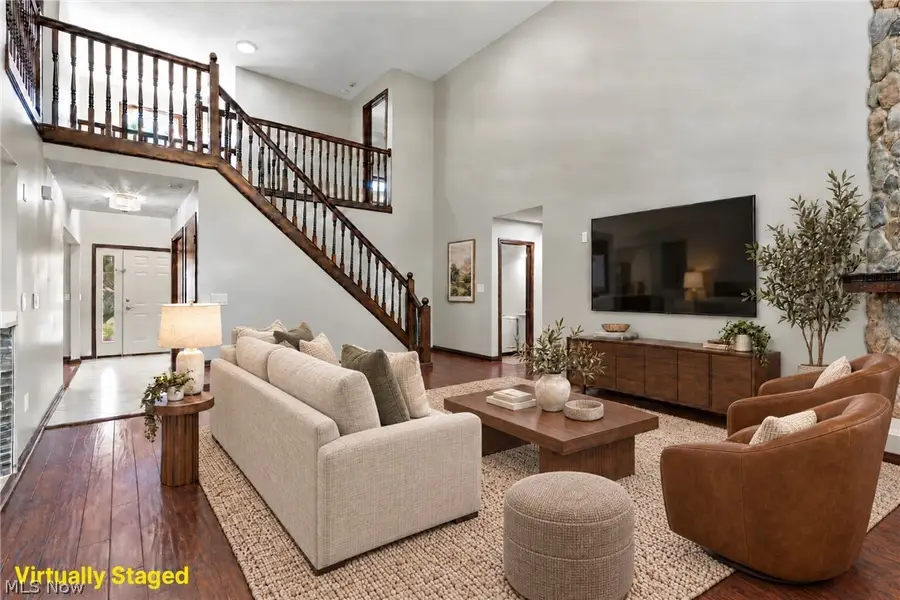 15831 Falmouth Oval, Middleburg Heights, OH 44130 - #3