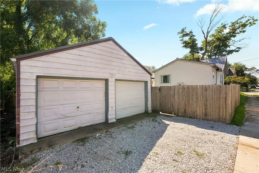 1079 Pitkin Avenue, Akron, OH 44310 - #3