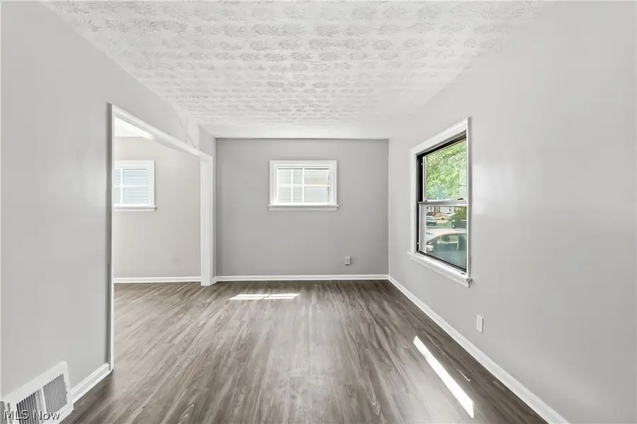 12904 Brookfield Avenue, Cleveland, OH 44135 - #2