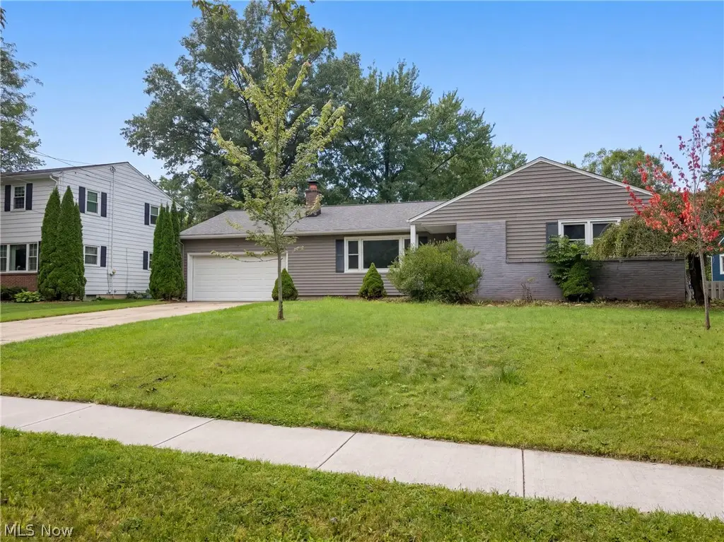 211 Roshon Drive, Medina, OH 44256 - #1