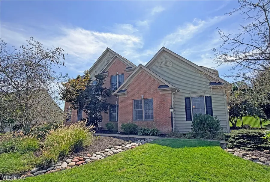 8498 Yorkshire Nw Street, Massillon, OH 44646 - #3