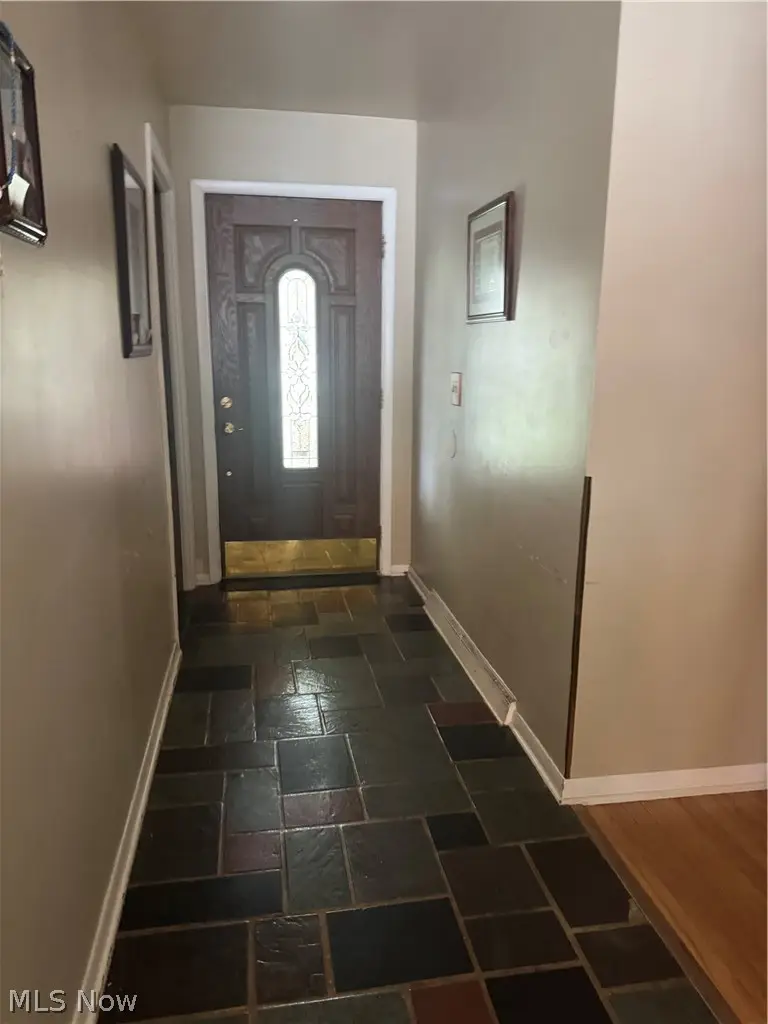 59 Lakeshore Drive, Youngstown, OH 44511 - #3