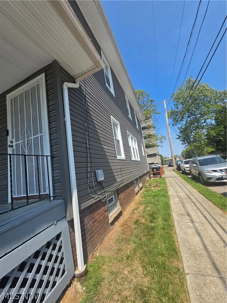 3204 Altoona Road, Cleveland, OH 44109 - #2