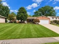 2356 Shawnee Trail, Youngstown, OH 44511