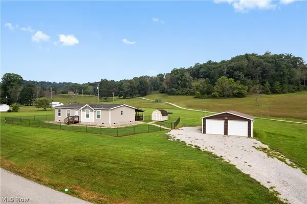 9098 Bonds Creek Road, Ellenboro, WV 26346