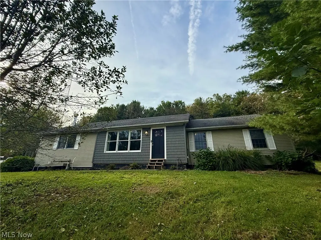 4239 State Route 39 Ne, New Philadelphia, OH 44663 - #1