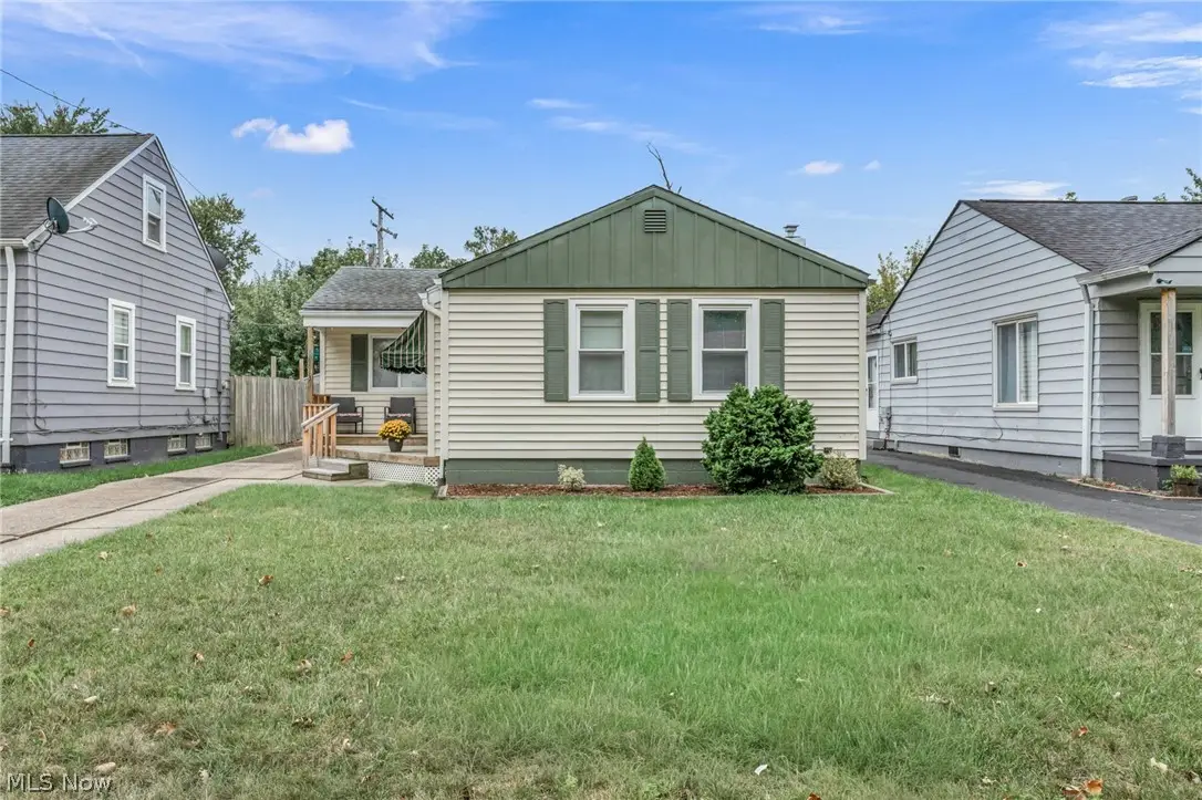 18813 Parkmount, Cleveland, OH 44135 - #1
