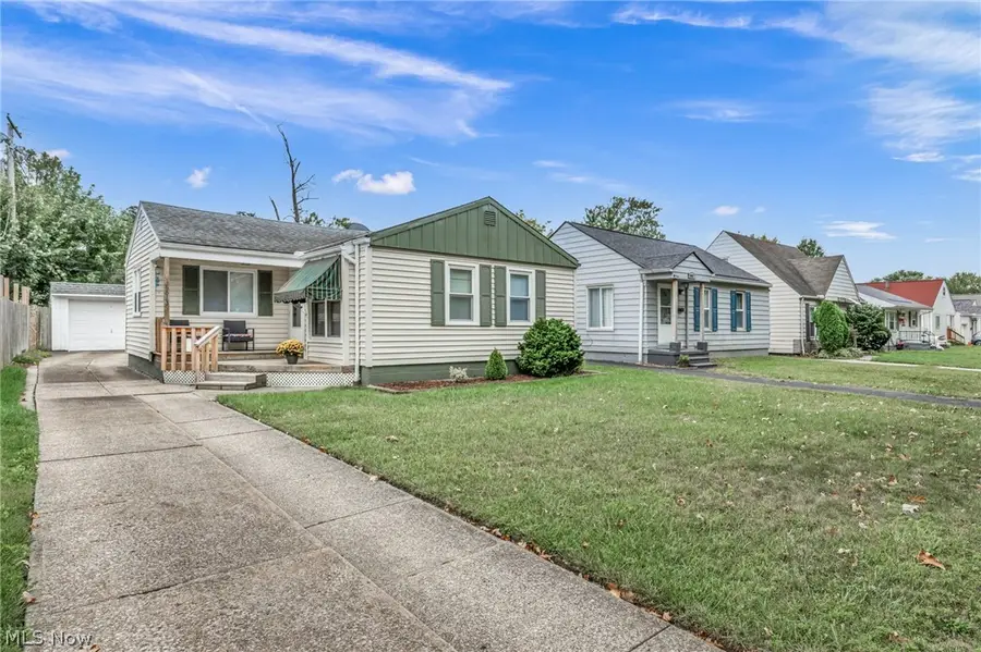 18813 Parkmount, Cleveland, OH 44135 - #3