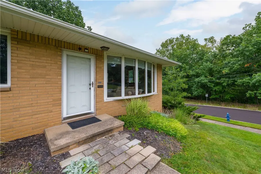 2600 Somia Drive, Parma, OH 44134 - #3